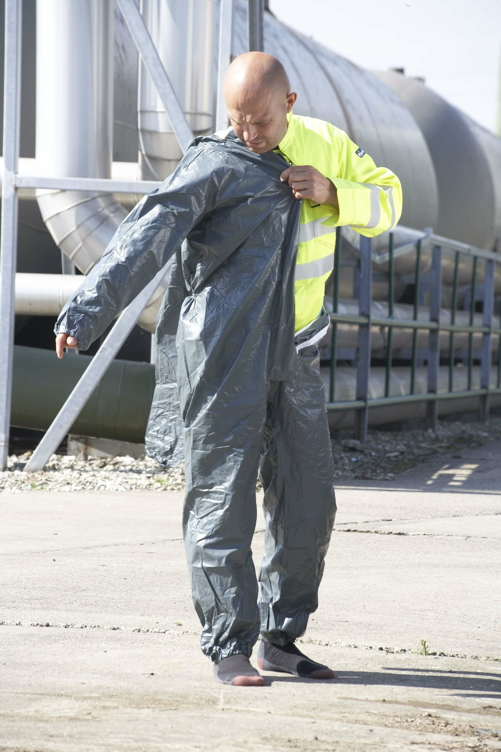 Ropa de trabajo frío extremo: Claves para elegir la que necesitamos