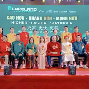 Group photo at Lakeland Fire Safety event.